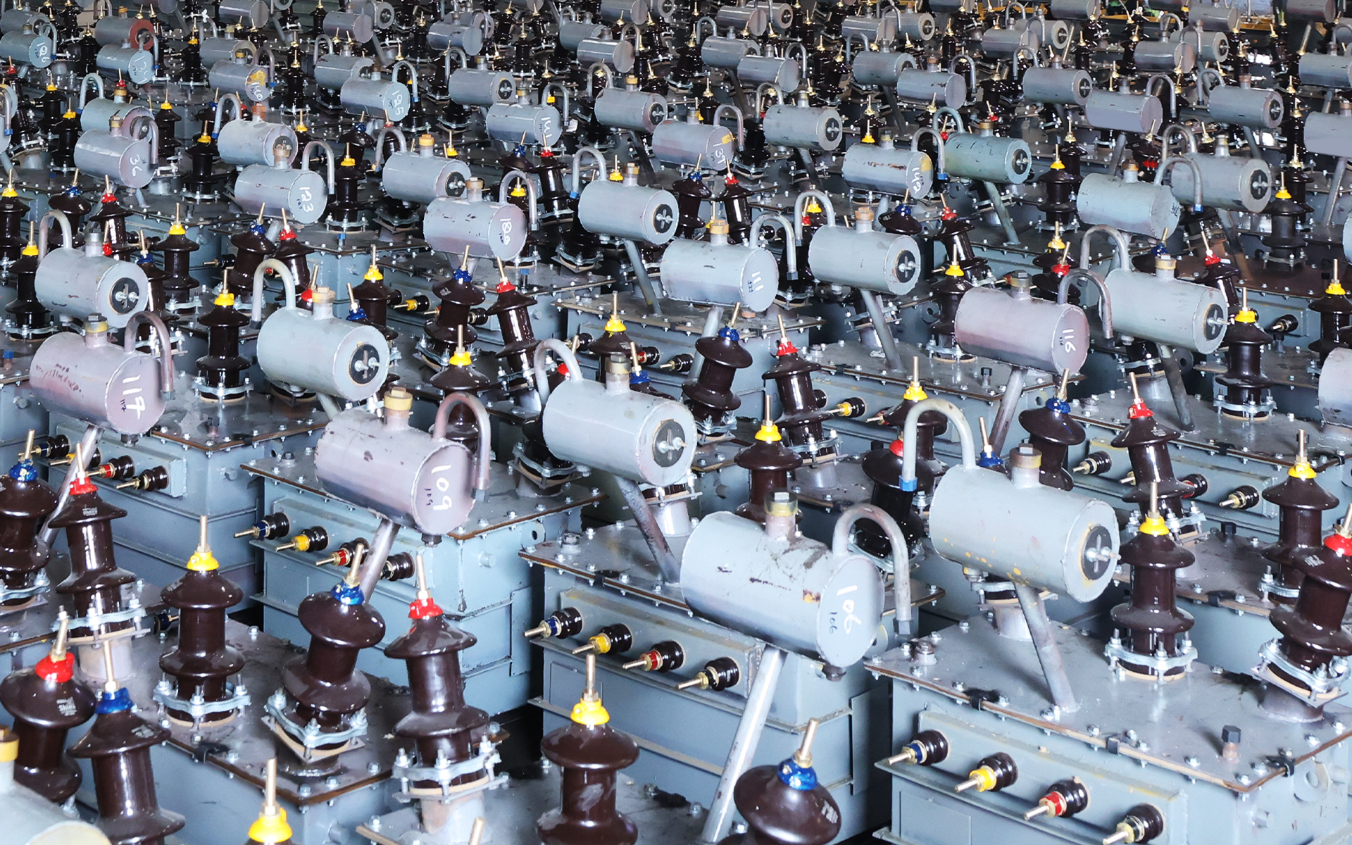 Furnace transformers